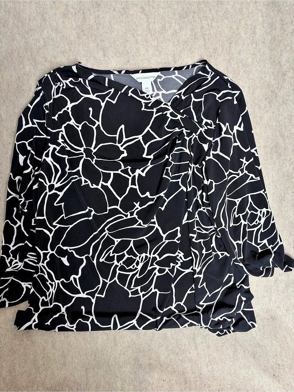 Liz Claiborne Floral Blouse in Black & White Size Petite XL Like New